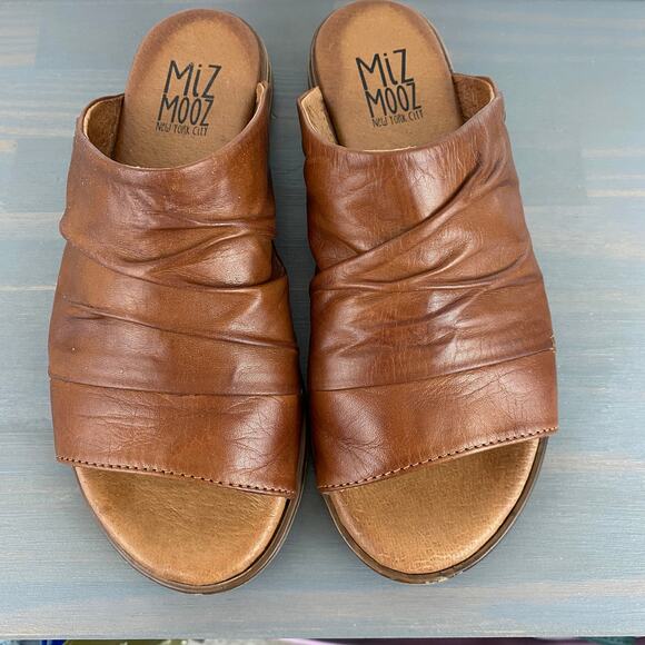 Miz Mooz Dandelion Slide Sandals Women EU36 US 6-6.5 Wide Width Brown Leather - Picture 3 of 10